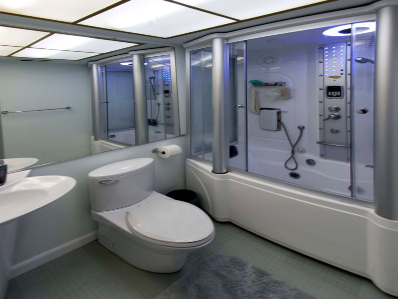 Steam-room, whirlpool bath showe /tub
