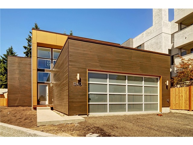 1240 NE 117th St