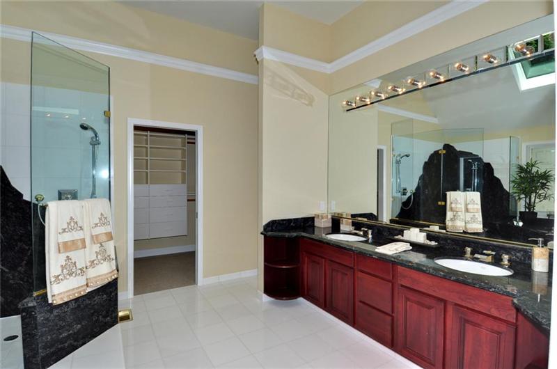 Woodinville Luxury Home Master Bathroom