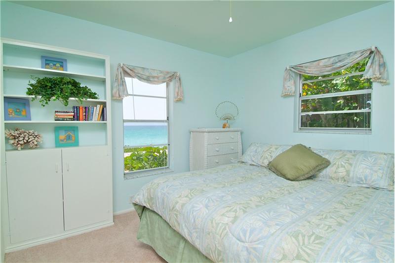 Master Bedroom & Bath