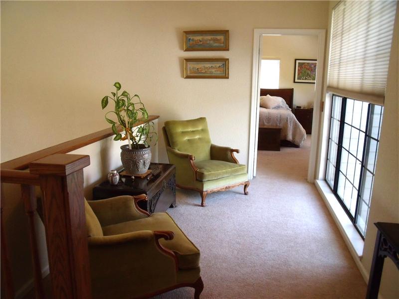 Cozy loft outside master bedroom