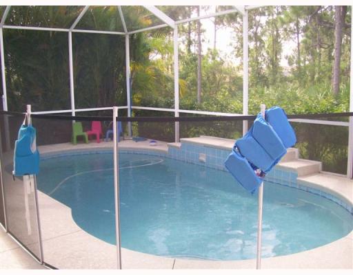 Swimming Pool/ Hot Tub/ Sauna