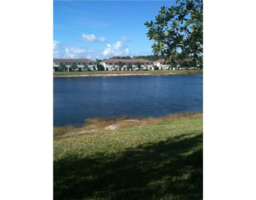 Waterfront/Dock/Pier