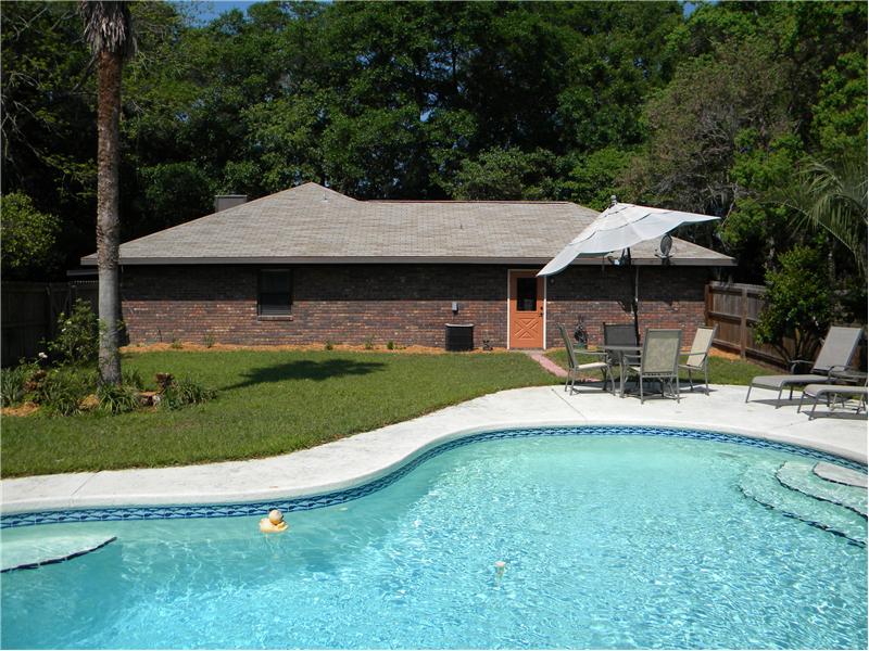 Pool & Patio Area