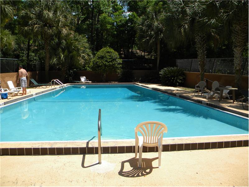 Smaller 2nd Community Pool