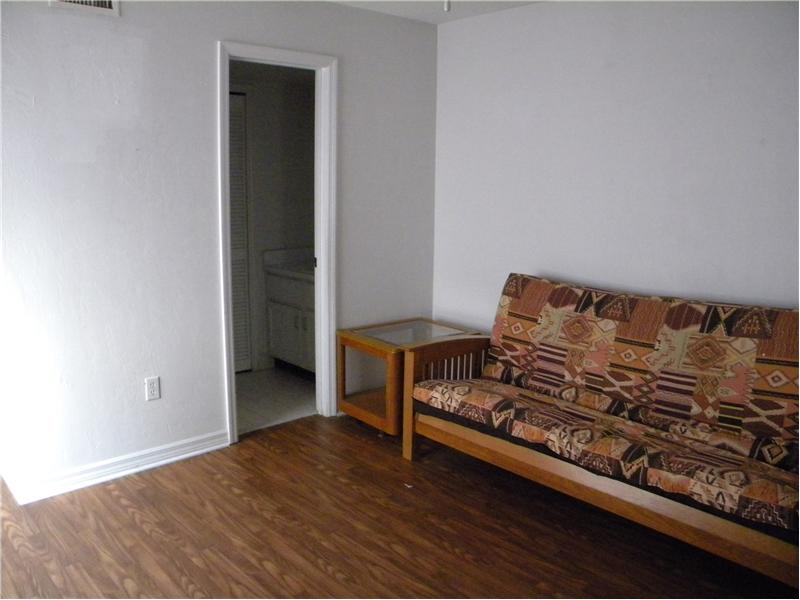 Downstairs Bedroom 1
