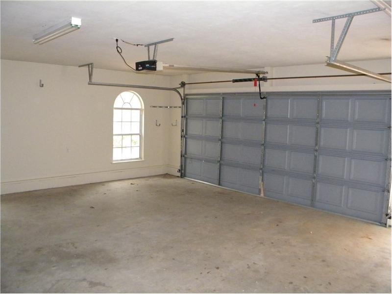 2 Car Garage