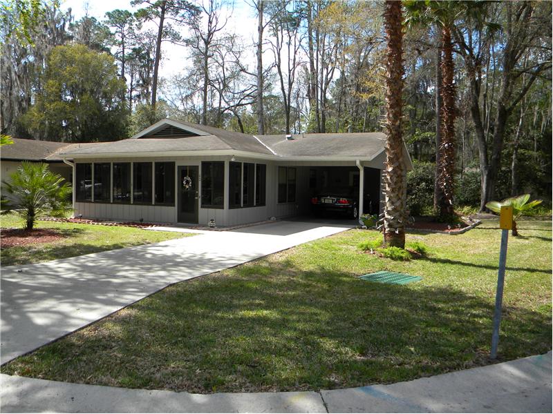 Large Landscaped Corner Creekside Lot