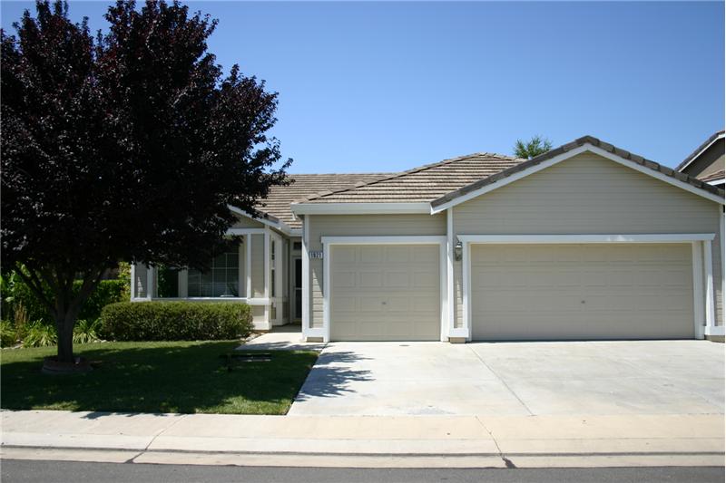 Single Story with 3 Car Garage
