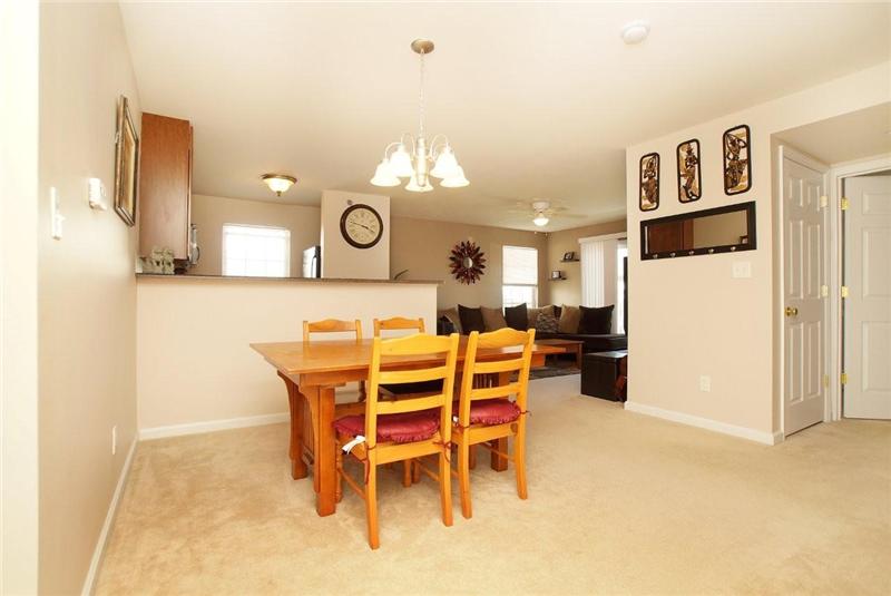 Kitchen great room combo