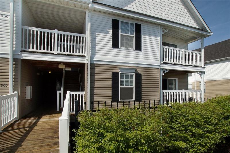 no steps to condo