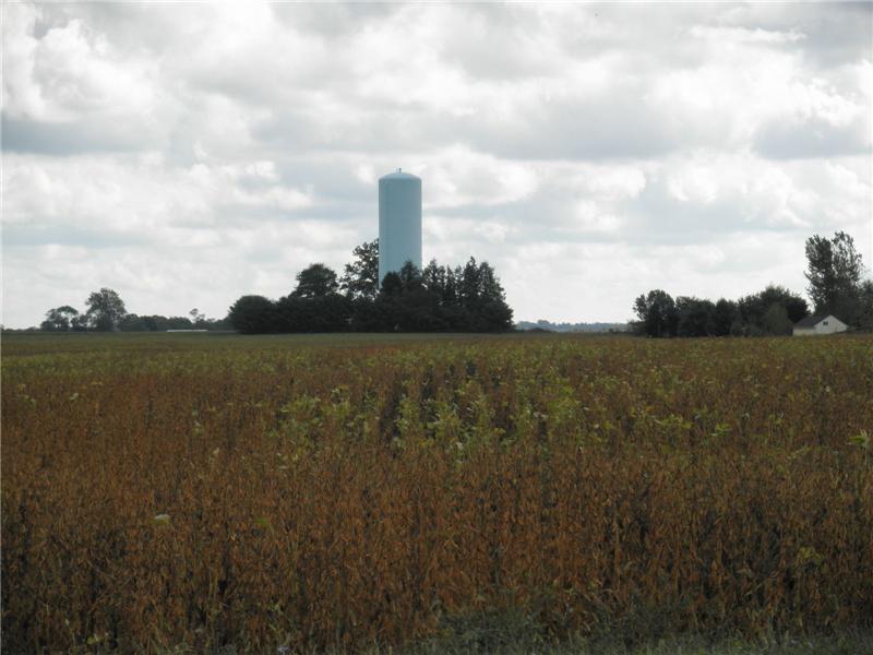 Chesterfield Farm country