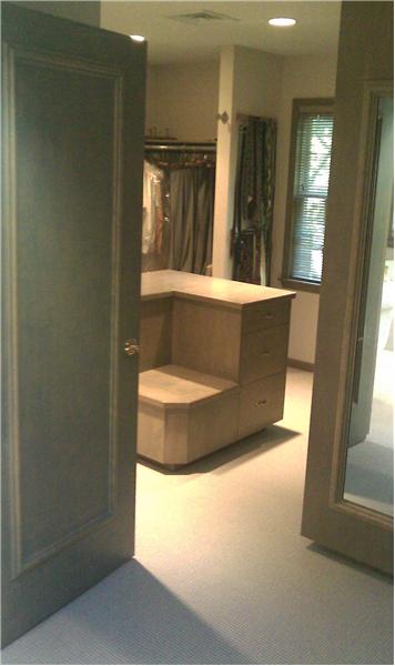 His and Hers Walk In Closet