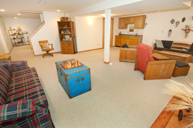 Lower level