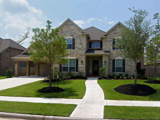 This home has curb appeal with its majestic look!