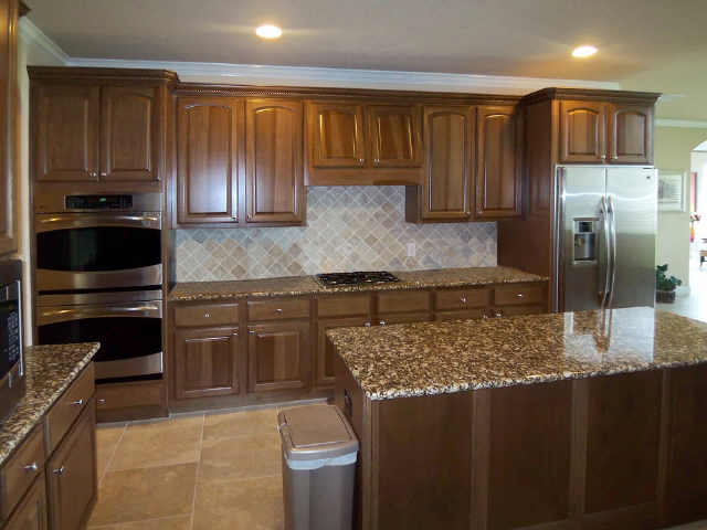 The kitchen is amazing - granite counters & island!