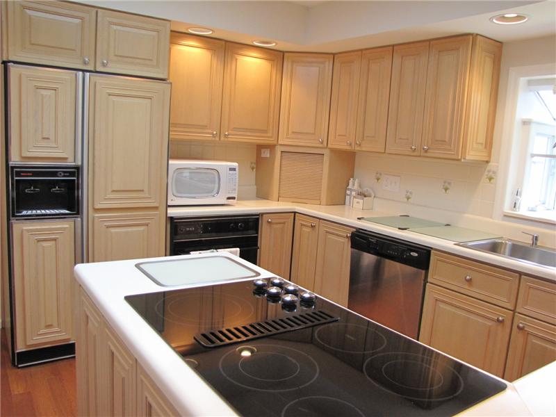 Built-in Refrigerator SS Dishwasher