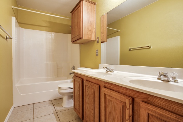 A full bathroom is located on the second floor.