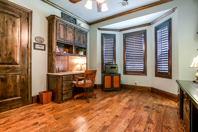 Perfect for when you need to office from home.