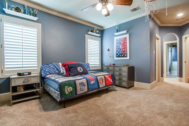 The secondary bedrooms are spacious!