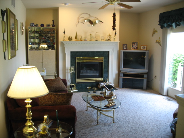 familyroom with gas fireplace