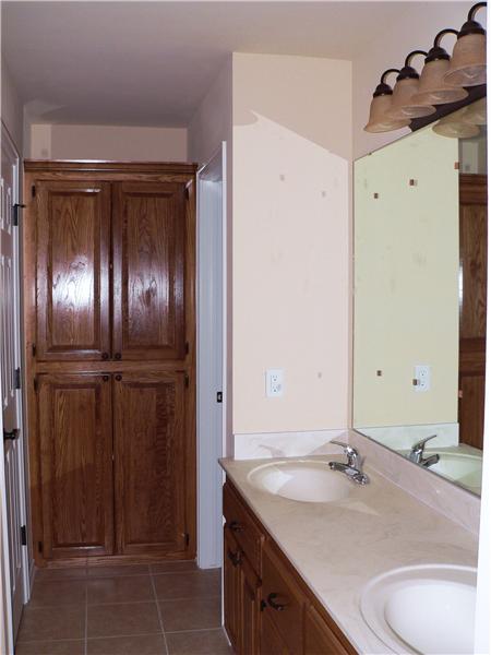 MASTER BATH SUITE