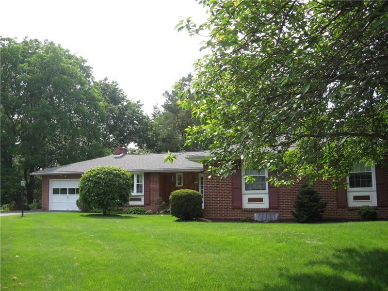 Looking for a Great location and one floor living.