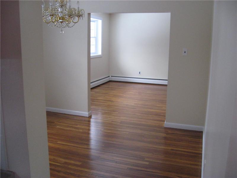 Dining room.