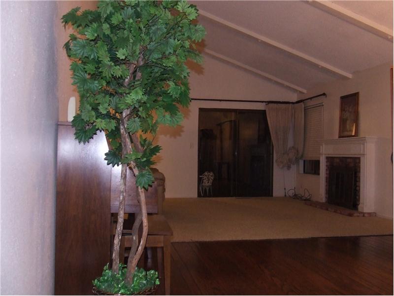 Open Floor Plan at 20644 Oak Creek, Saratoga