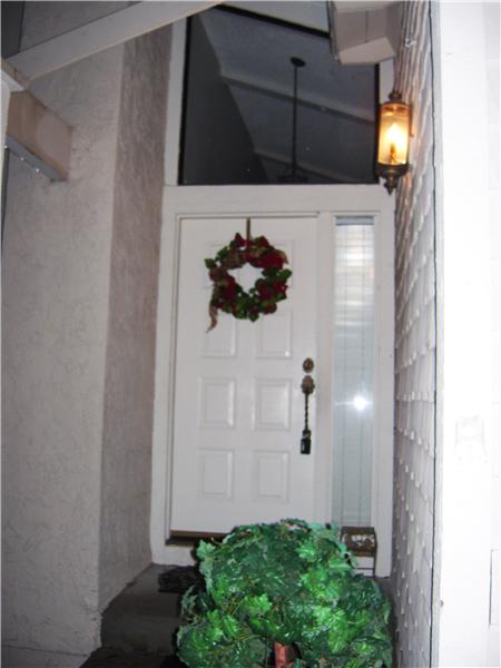 Spacious Entryway with Sidelight at 20644 Oak Creek, Saratoga