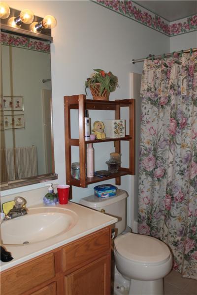 pretty main bath