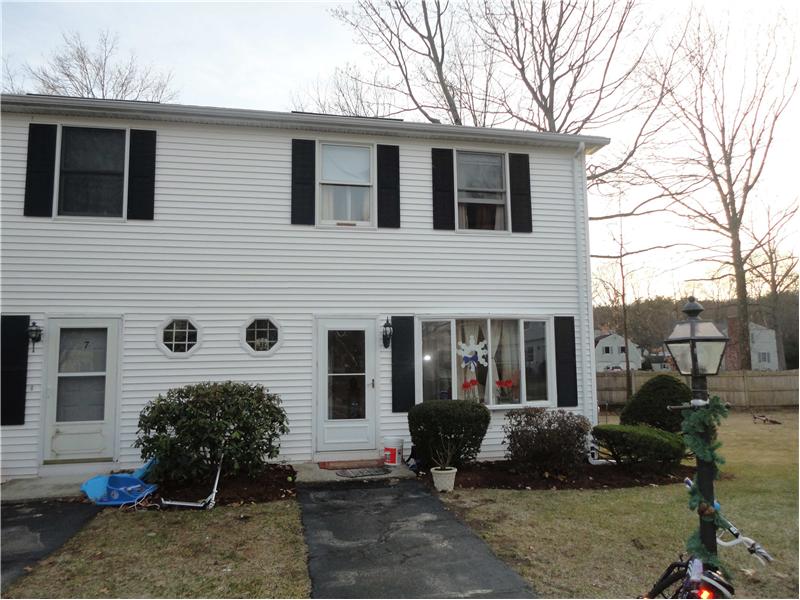 8 Northwoods Circle, Woburn, MA