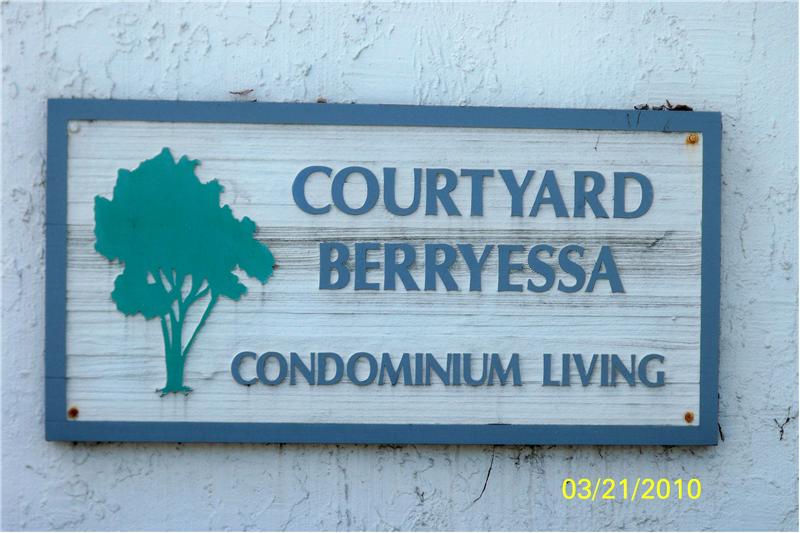 Courtyard Berryessa