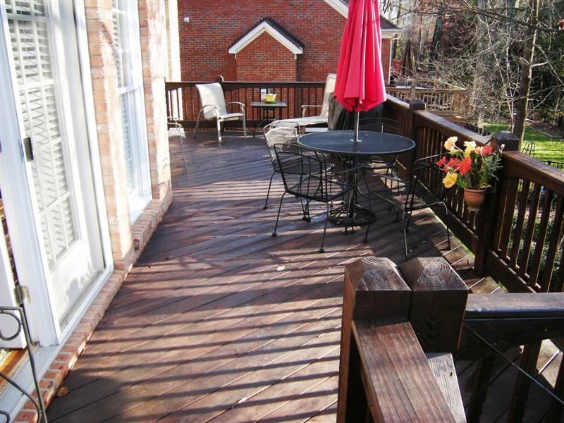 Oversized wood deck has plenty of entertaining space