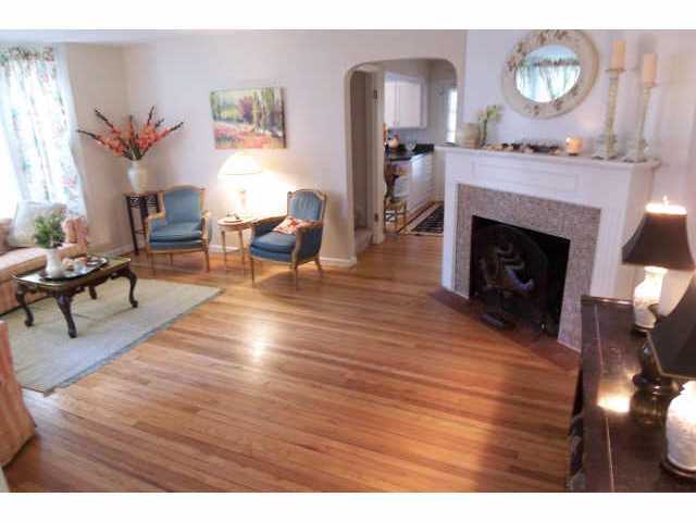  Spacious bay window living room, new mosaic tile fireplace surround