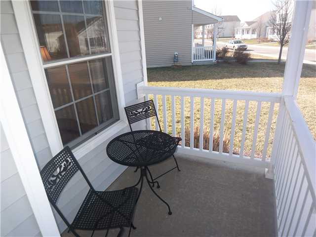 Patio/Deck:  Relax on your private porch !