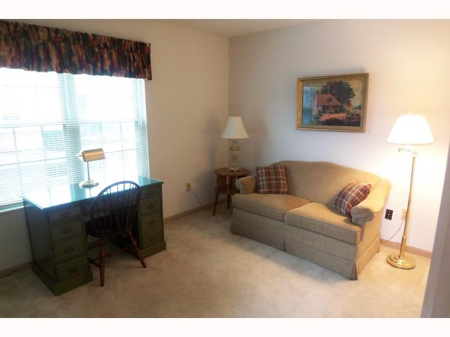 Nice sized 2nd bedroom currently used as office