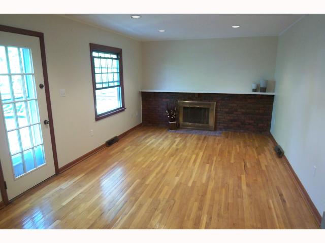 Den/Family/Great Room