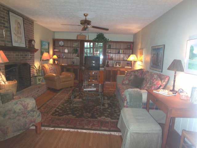 Den/Family/Great Room