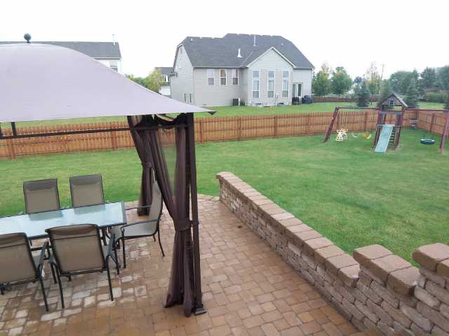 Yard/Garden:  Huge fenced yard