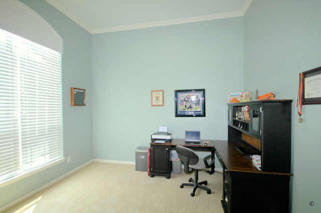 Study or 2nd bedroom