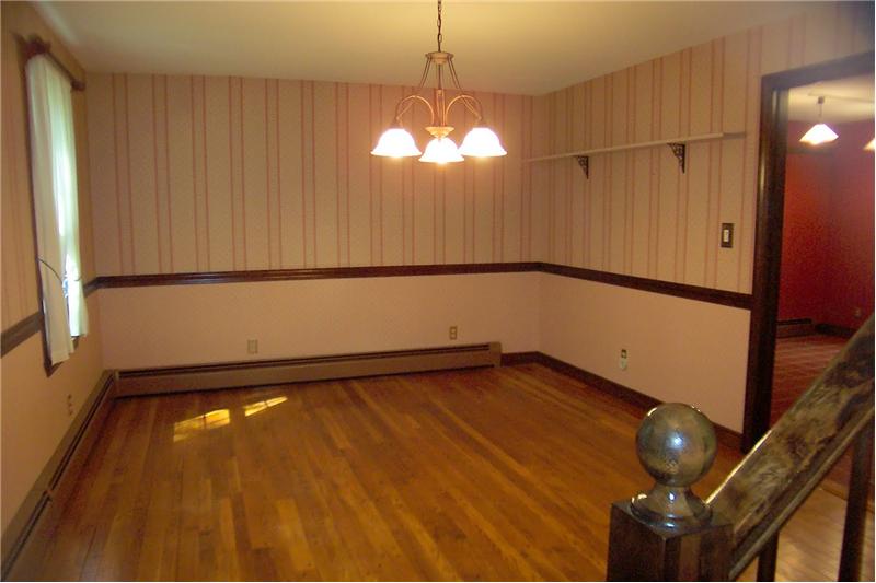 Entertainment Sized Dining Room