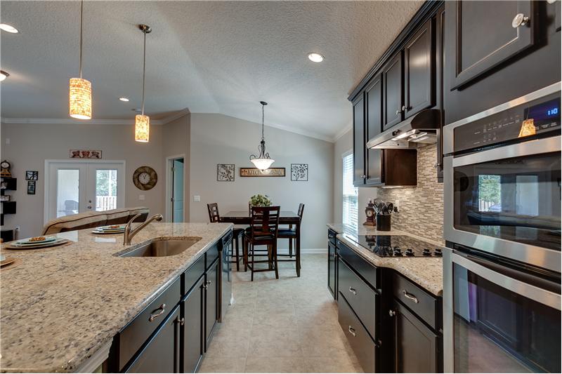 Upgraded Gourmet Kitchen