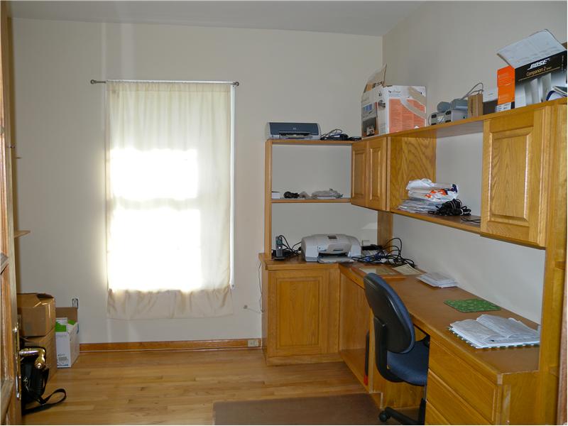 Den, office or guest room