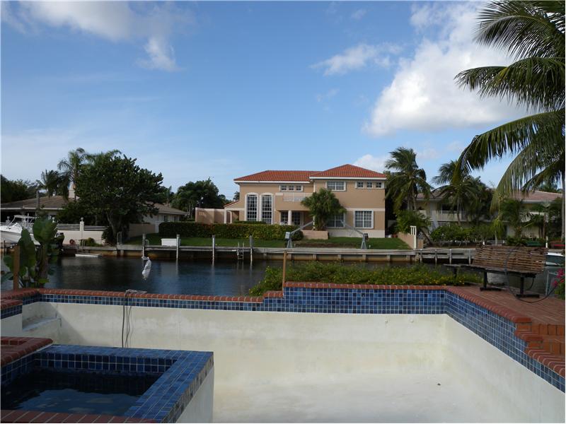 L-Shaped Pool
