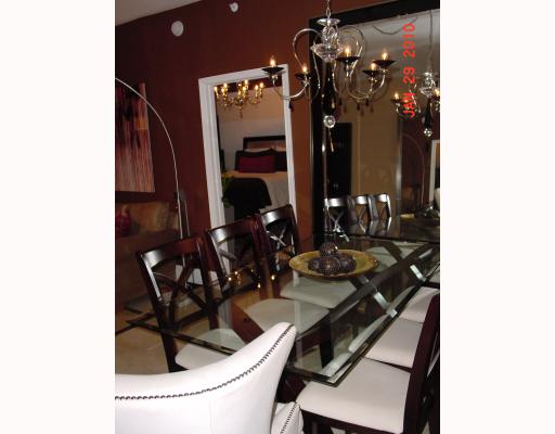 10 Aragon Ave Rental Dining Room in Coral Gables