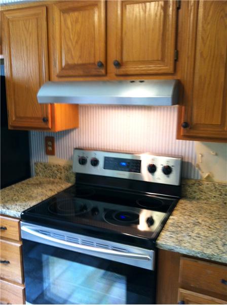 New Stove and range hood