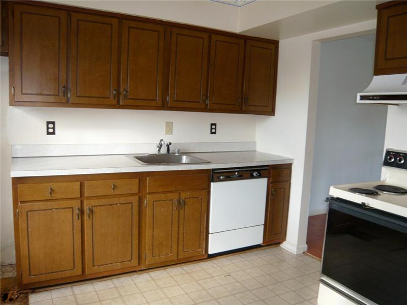 Eat in Kitchen