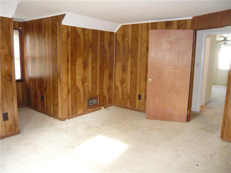 Upper Level Bedroom