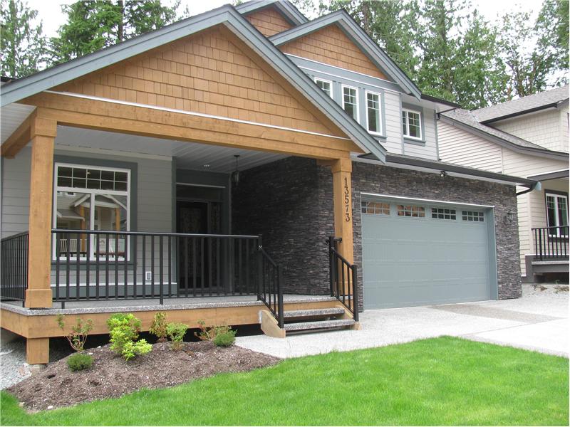 Exterior Front with covered porch
